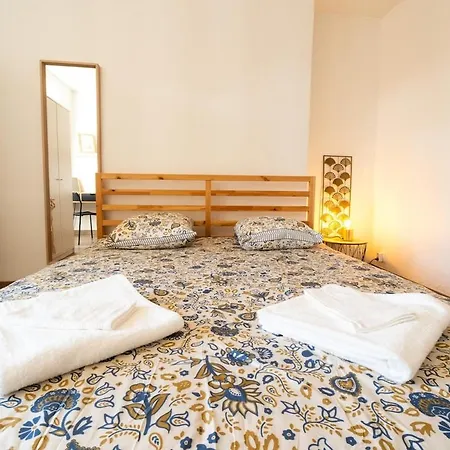 Duplex Lumineux Daire Angers